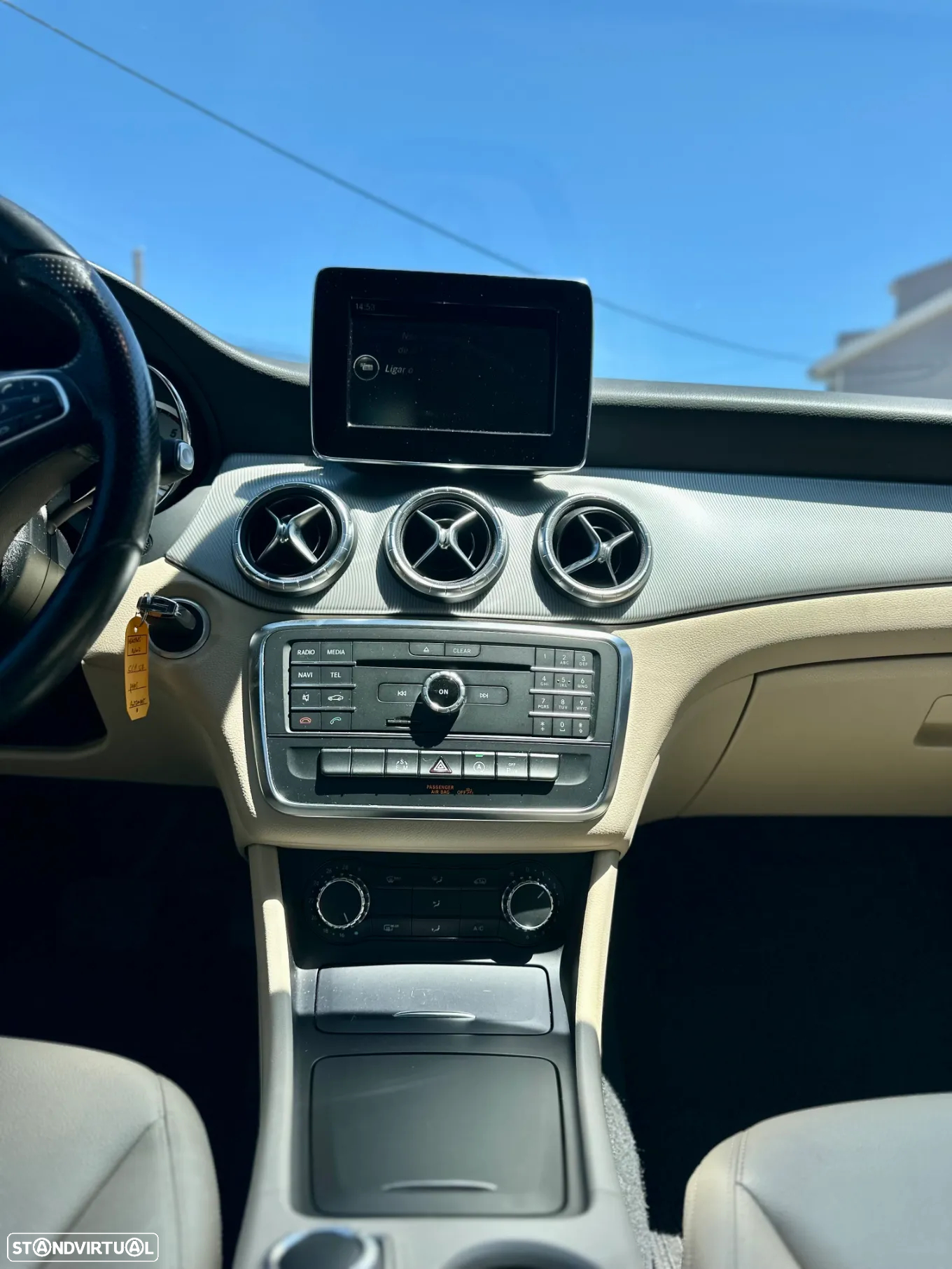Mercedes-Benz CLA 200 - 10