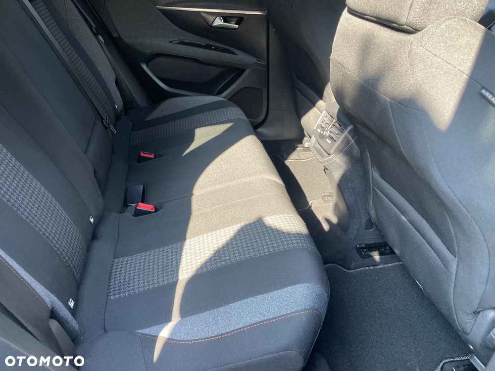 Peugeot 3008 - 28