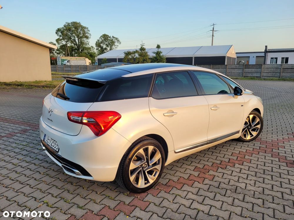 Citroën DS5 Hybrid4 Business Class - 10