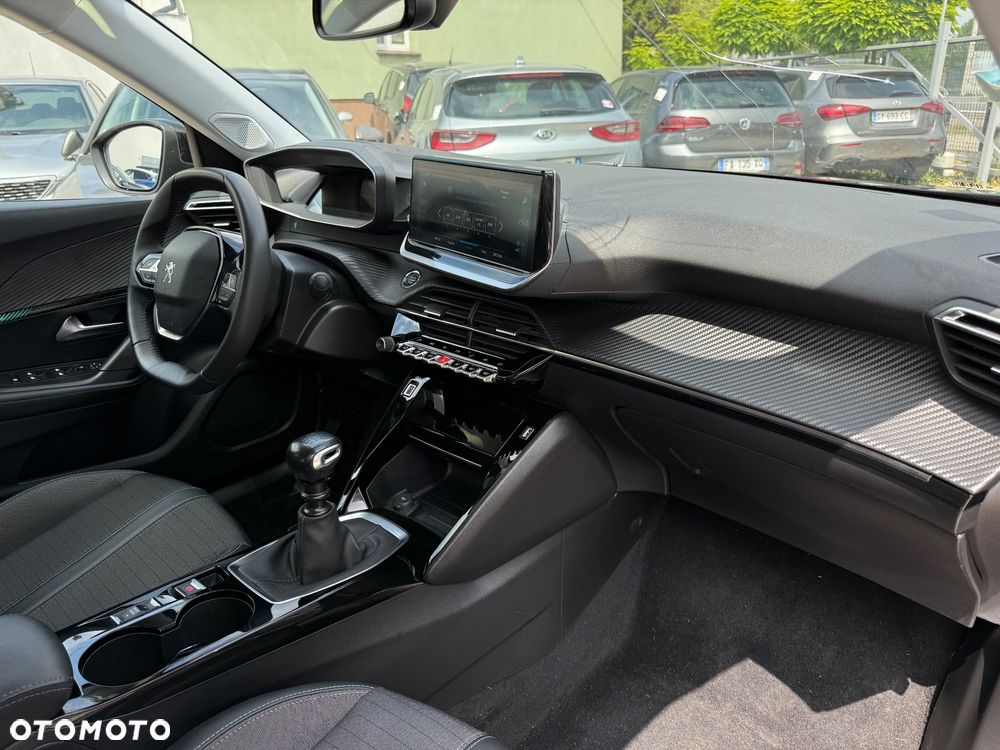 Peugeot 2008 - 10
