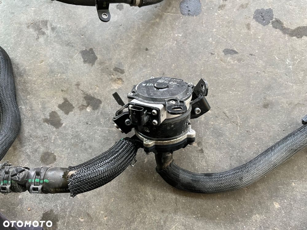 Pompa węże przewody wody Renault Megane V E-TECH - 6