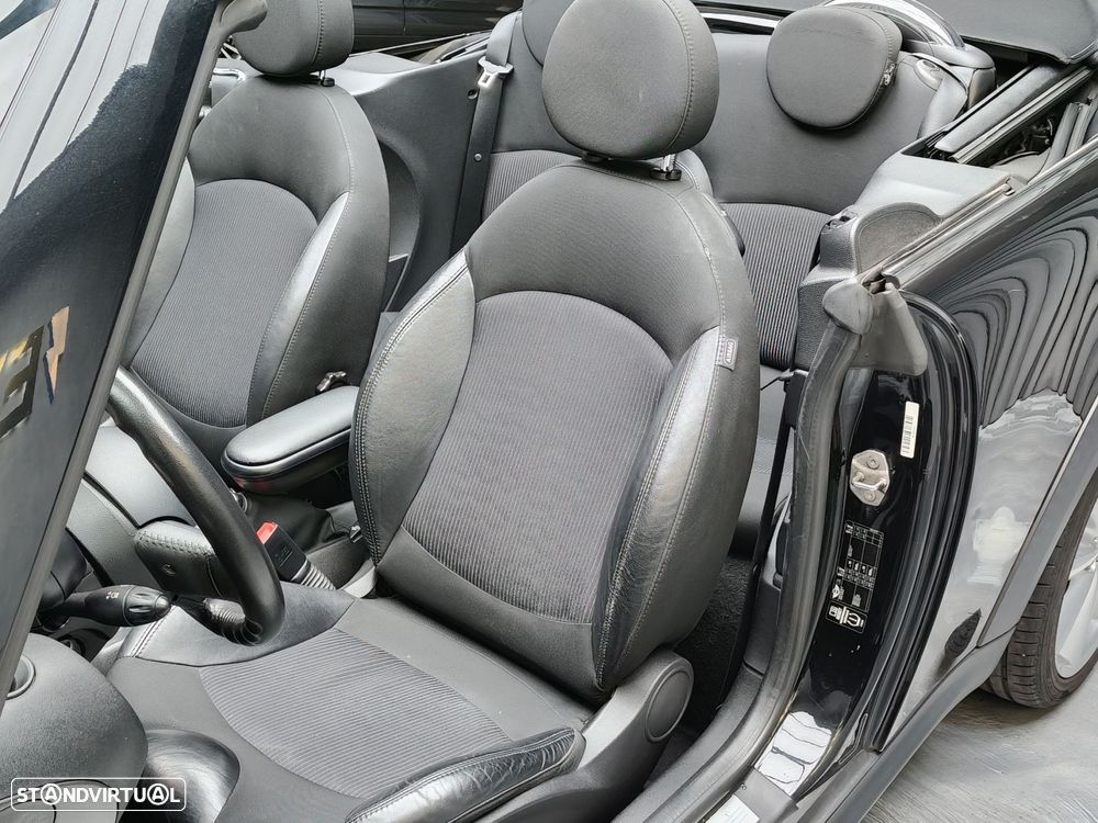 MINI Cabrio Cooper D - 17