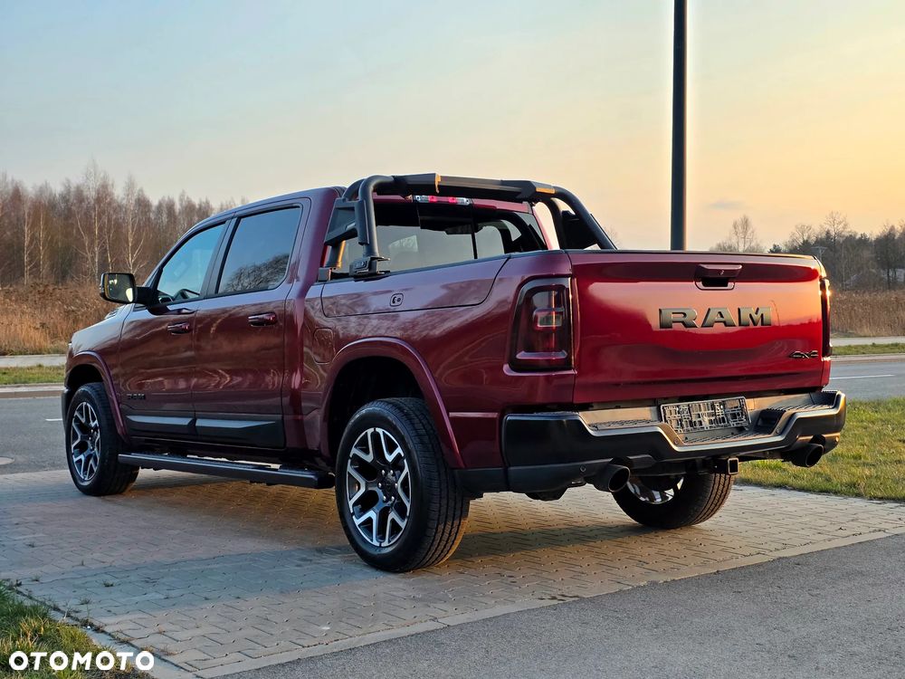 Dodge RAM - 24