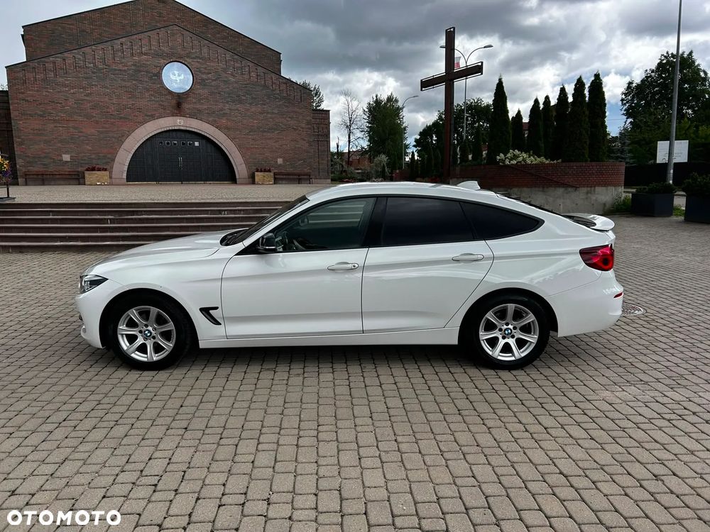 BMW 3GT 320i GPF Advantage - 6