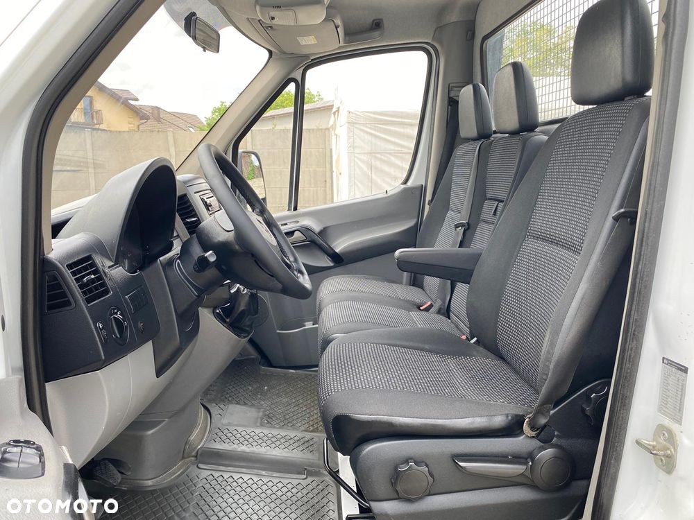 Mercedes-Benz SPRINTER - 16