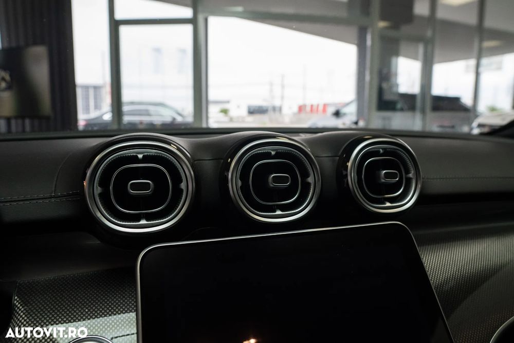 Mercedes-Benz C 300 MHEV 4MATIC - 11