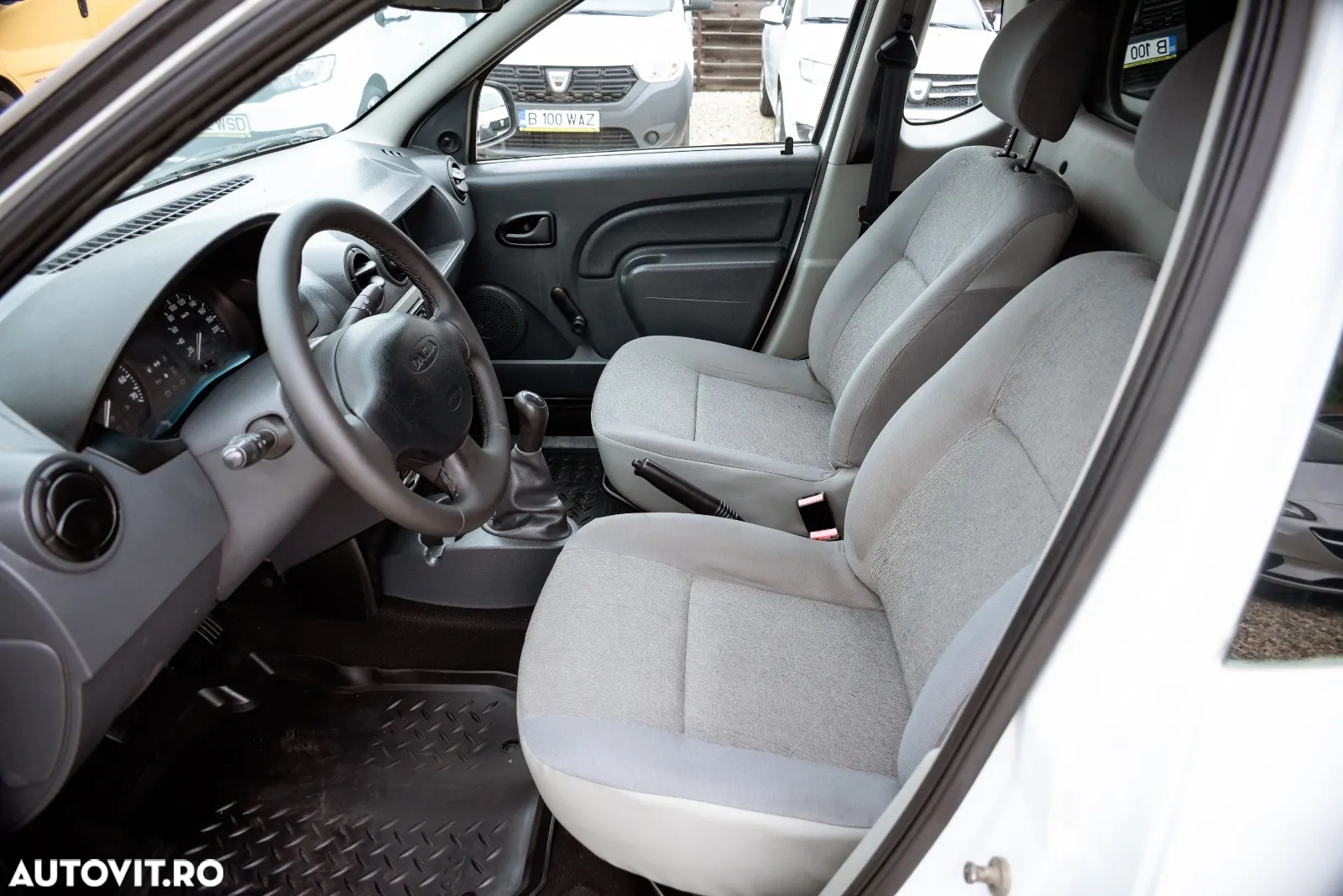 Dacia Pick Up - 14