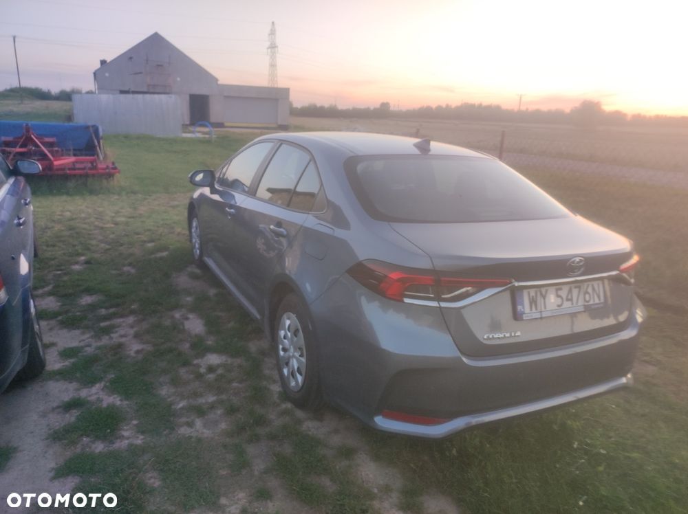 Toyota Corolla - 4