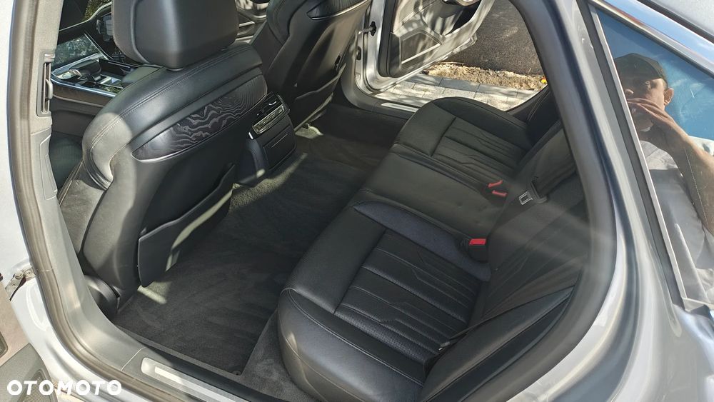 Audi A8 L 55 TFSI mHEV Quattro Tiptr - 38