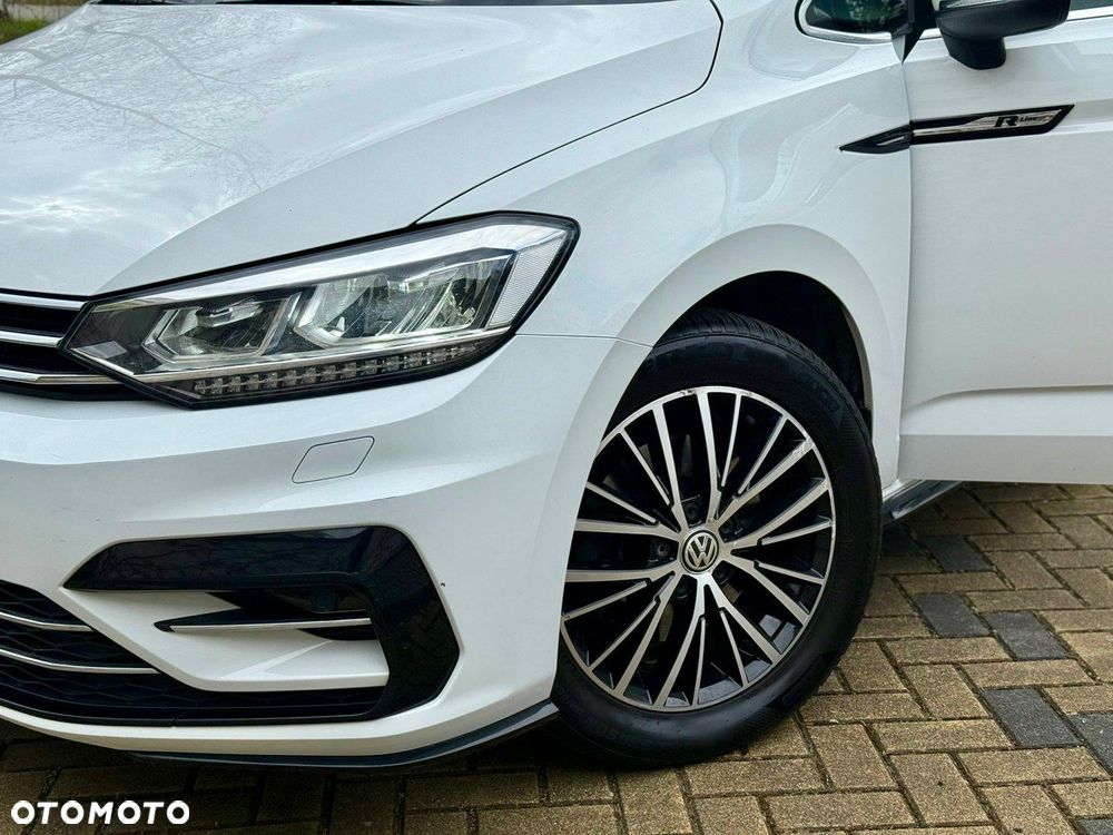 Volkswagen Touran - 37