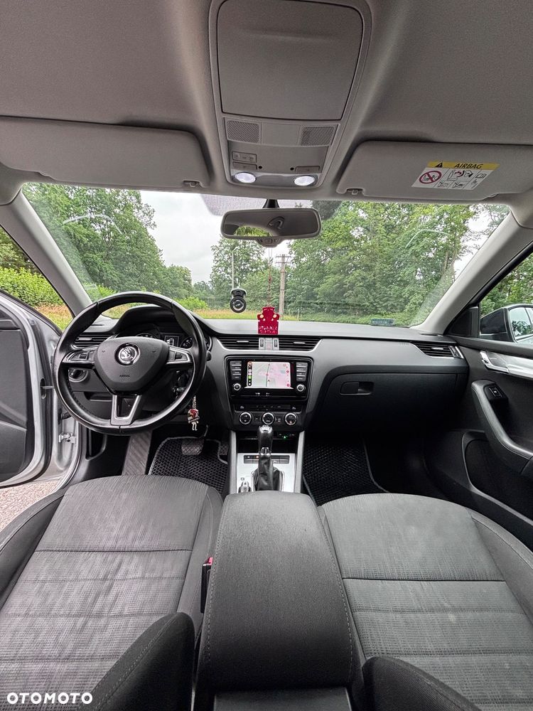 Skoda Octavia 2.0 TDI Style DSG - 13