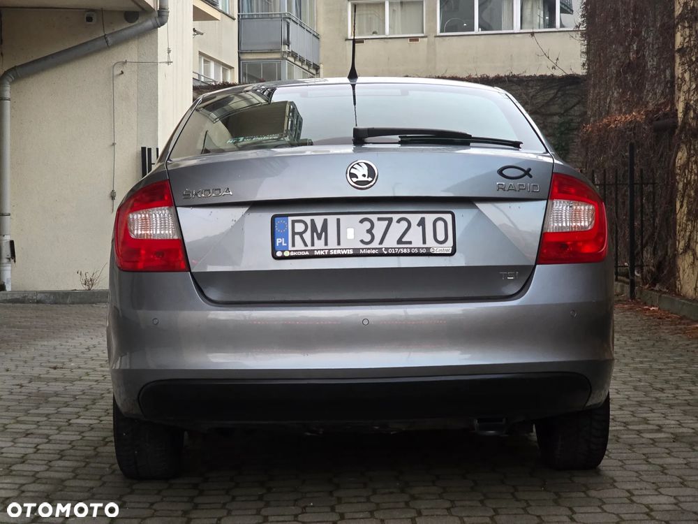 Skoda RAPID 1.2 TSI Elegance - 6