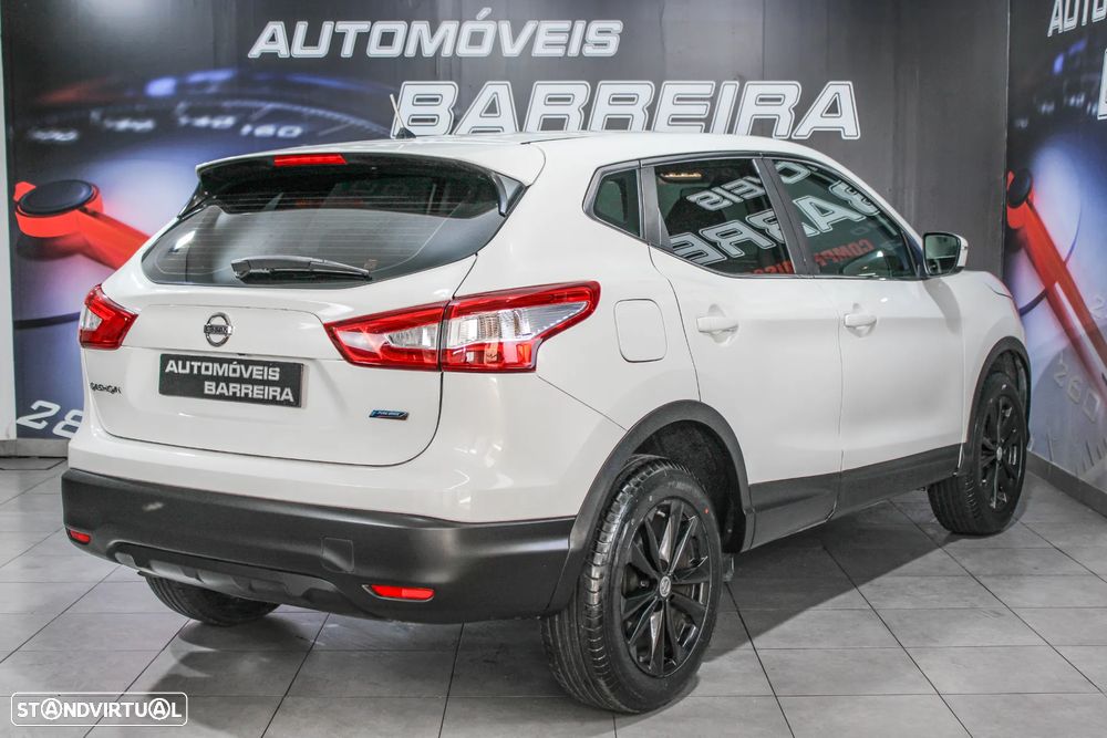 Nissan Qashqai 1.5 dCi TEKNA+ - 4