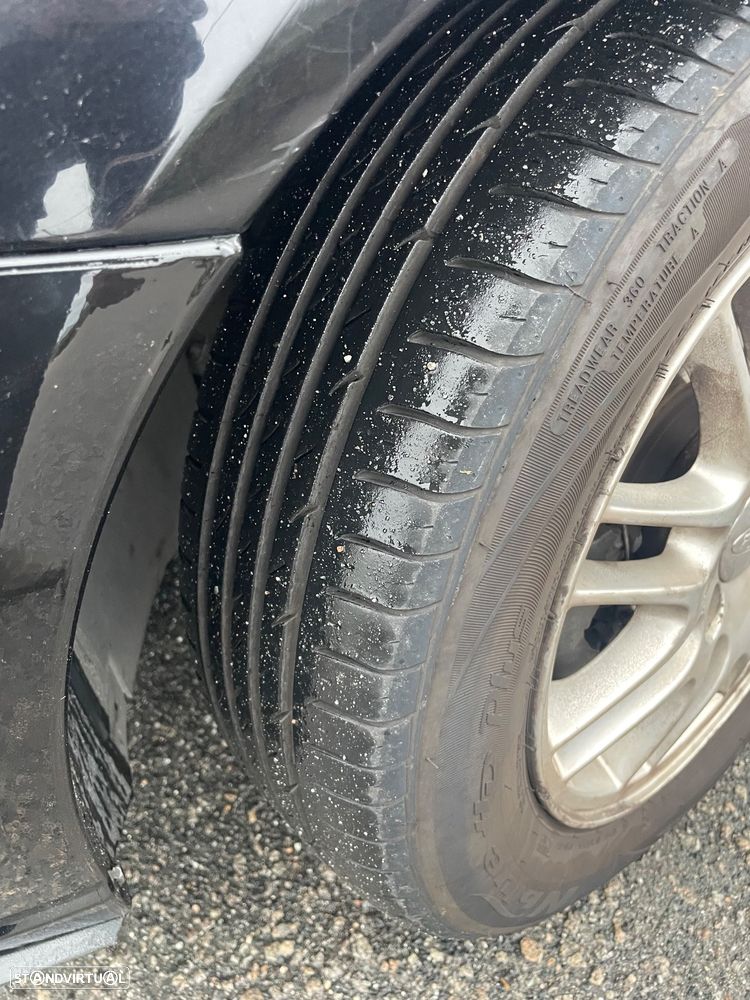 Ford Focus 1.8 TDCi Ghia - 15