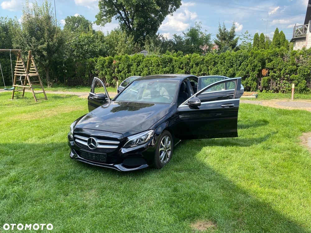 Mercedes-Benz Klasa C 300 9G-TRONIC - 1