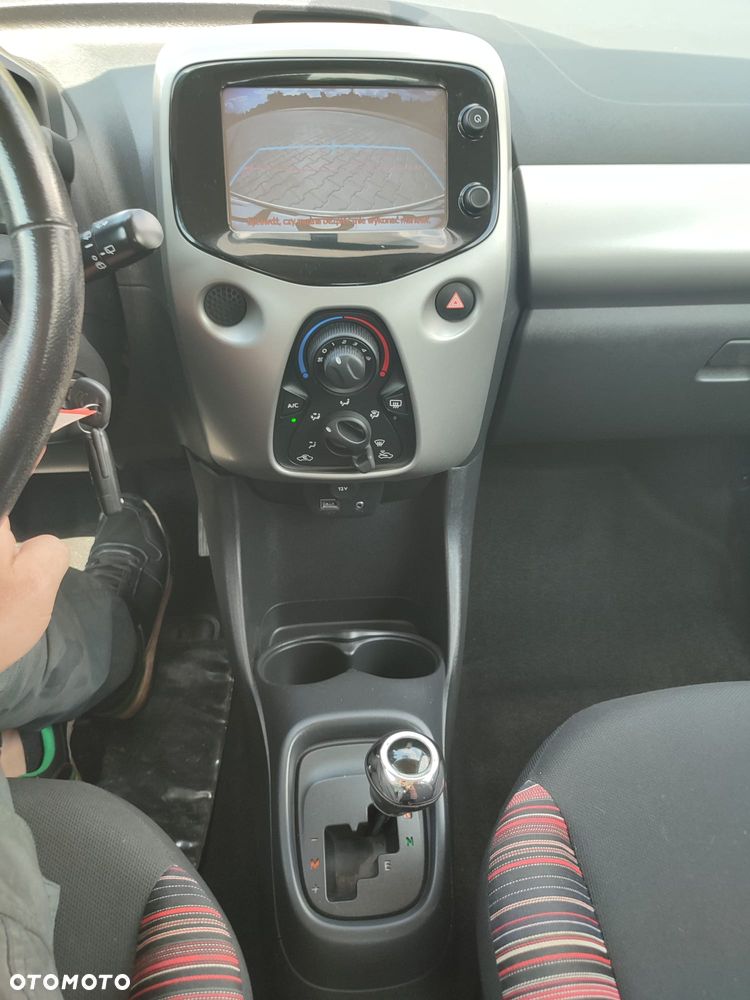 Citroën C1 AIRSCAPE VTi 68 ETG Shine - 21