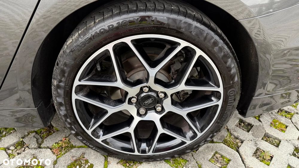 Ford Mondeo 2.0 TDCi Titanium PowerShift - 13