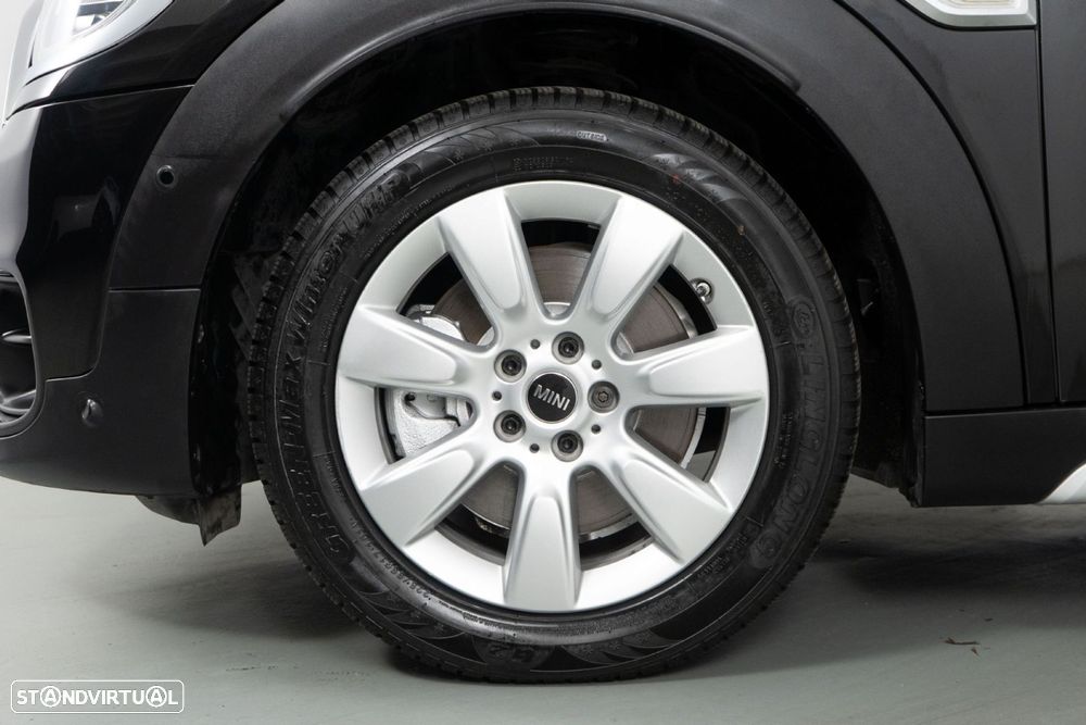 MINI Countryman Cooper SE ALL4 Auto - 18