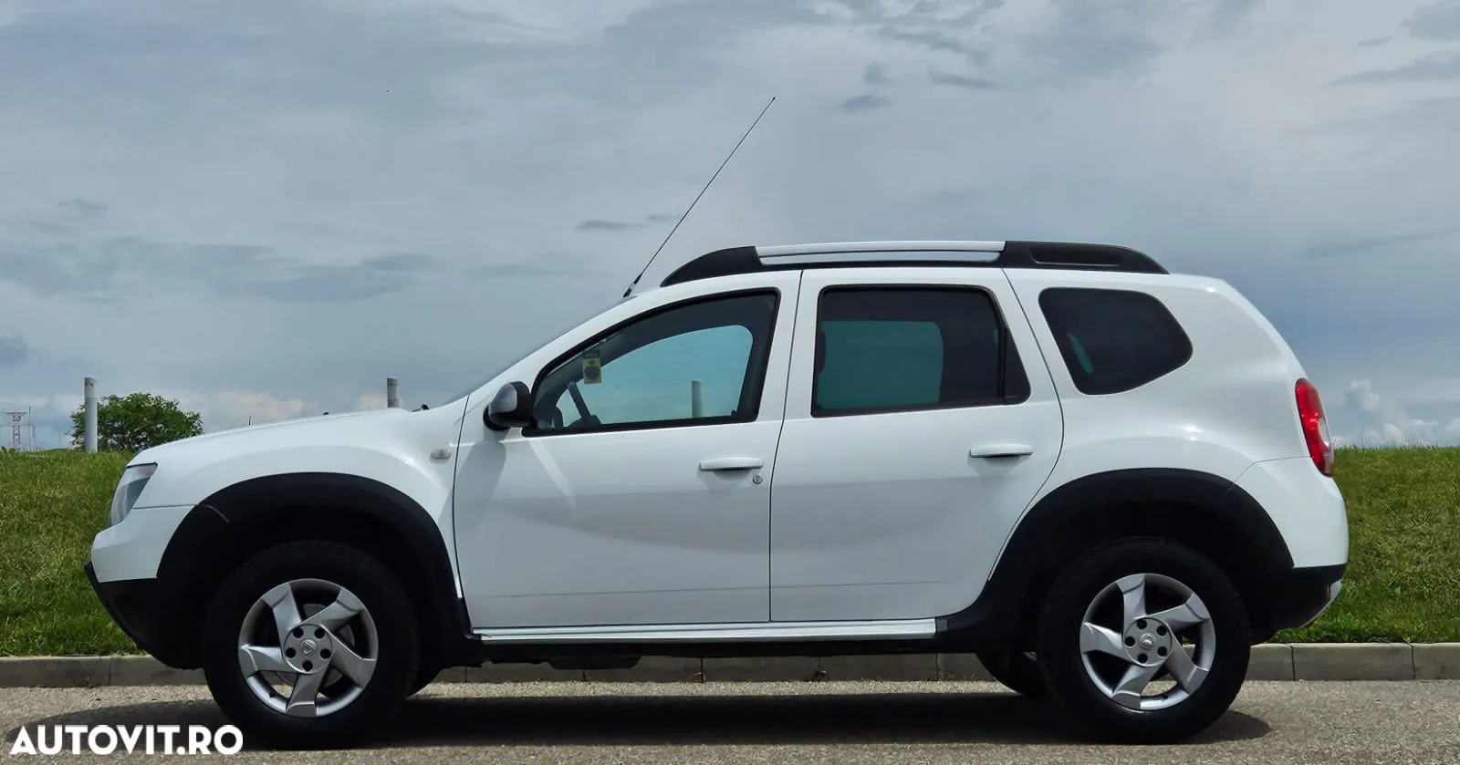 Dacia Duster 1.5 dCi 4x4 Prestige - 2