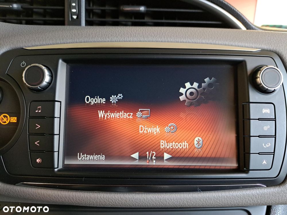 Toyota Yaris 1.33 Selection Platinum - 24