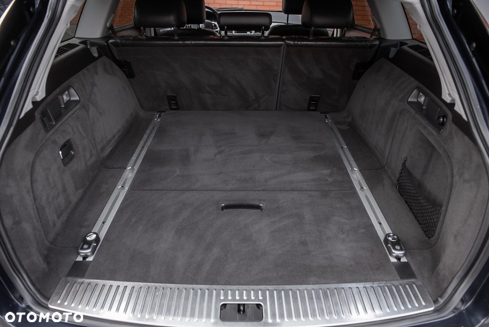 Jaguar XF 2.2 - 31