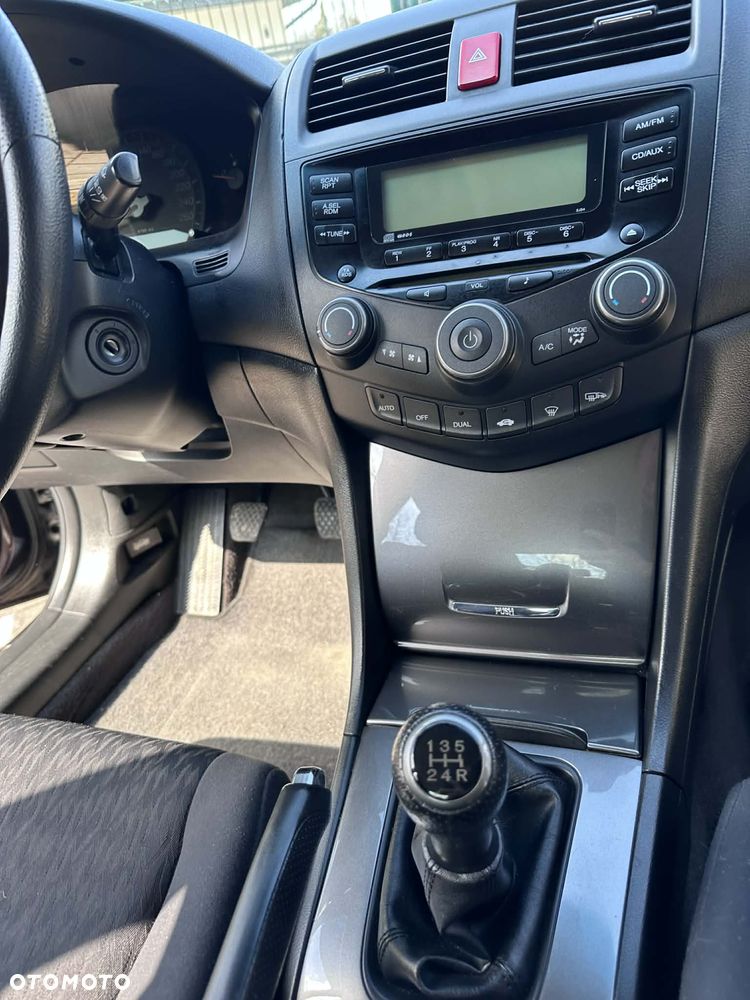 Honda Accord 2.0 i Comfort - 9