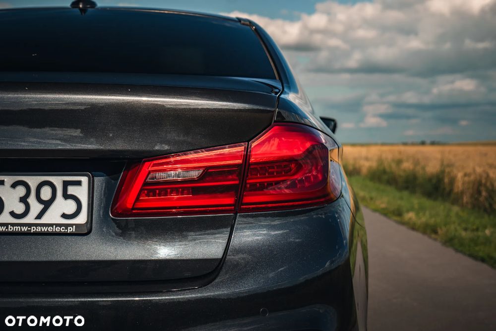 BMW Seria 5 530d xDrive - 20