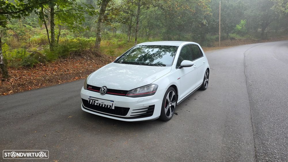 VW Golf 2.0 GTI - 6