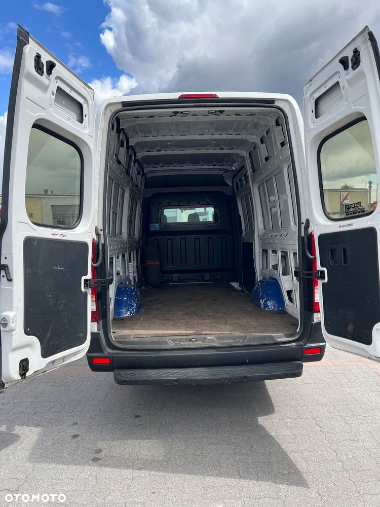 Hyundai H350 - 4