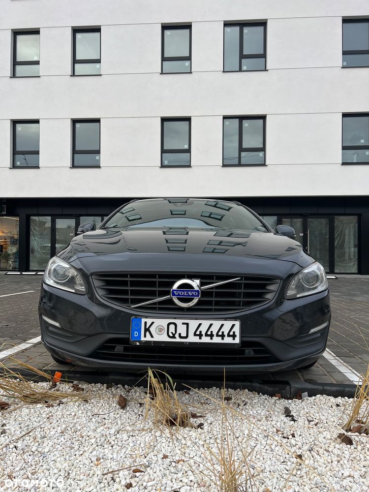 Volvo V60 D3 Momentum Core - 7