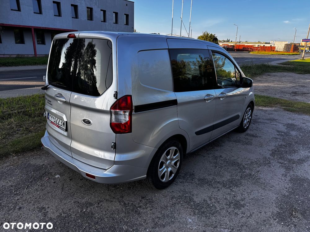 Ford Transit Courier - 6
