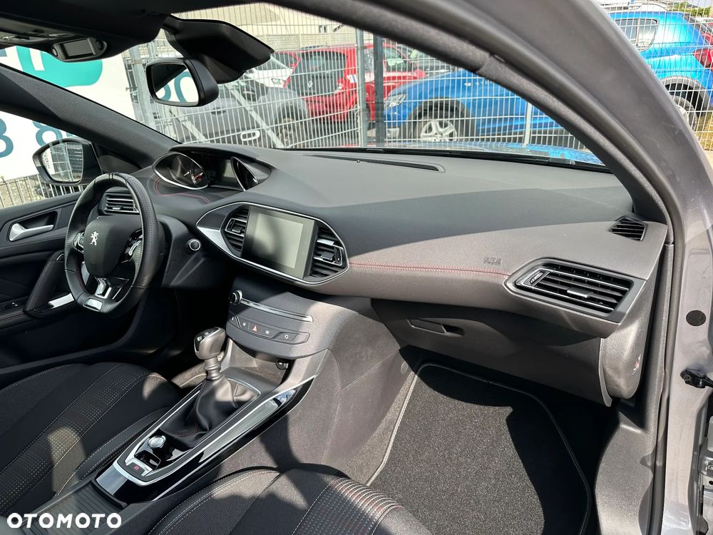 Peugeot 308 1.2 PureTech GPF GT Pack S&S - 19