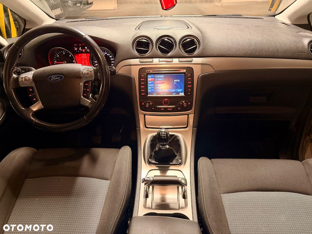 Ford S-Max 2.0 TDCi DPF Trend - 21