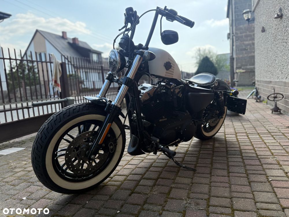 Harley-Davidson Sportster Forty-Eight - 4