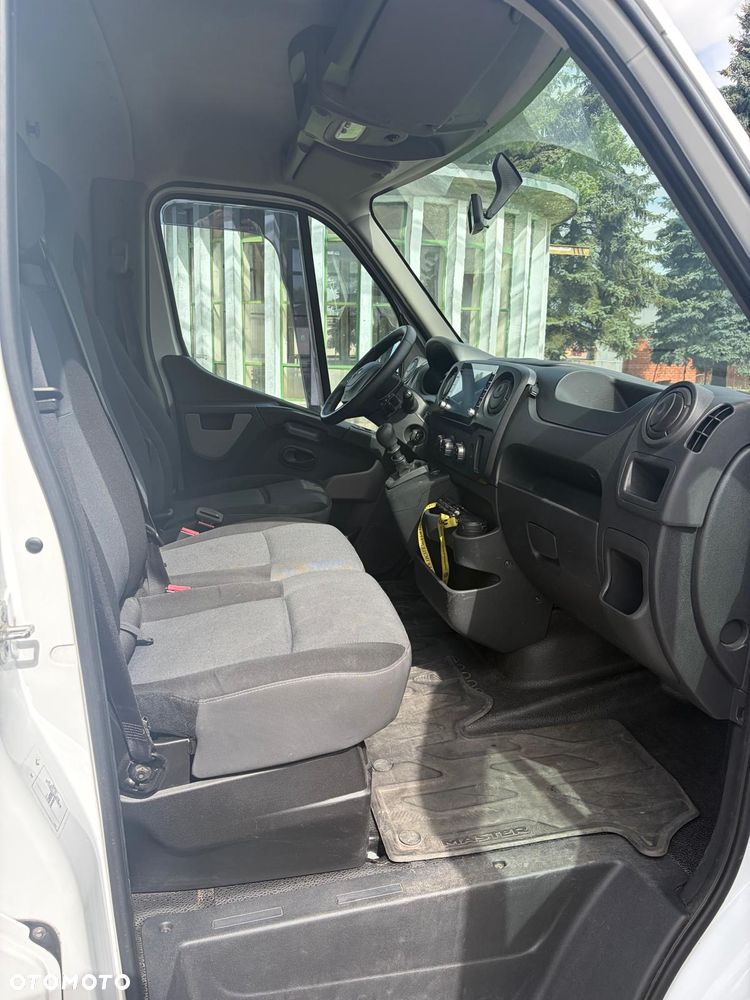 Renault Master - 11