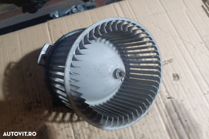 Ventilator aeroterma 8940000 Mazda 3 BK (facelift)  [din 2006 pana  2009] seria Hatchback 5-usi 1.6 - 2