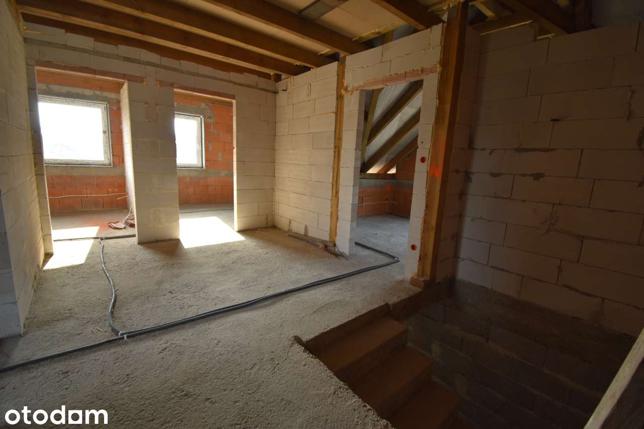 Dom wolnostojący z dużym potencjałem blisko miasta - 210m2 - Pełny obrazek: 4/18