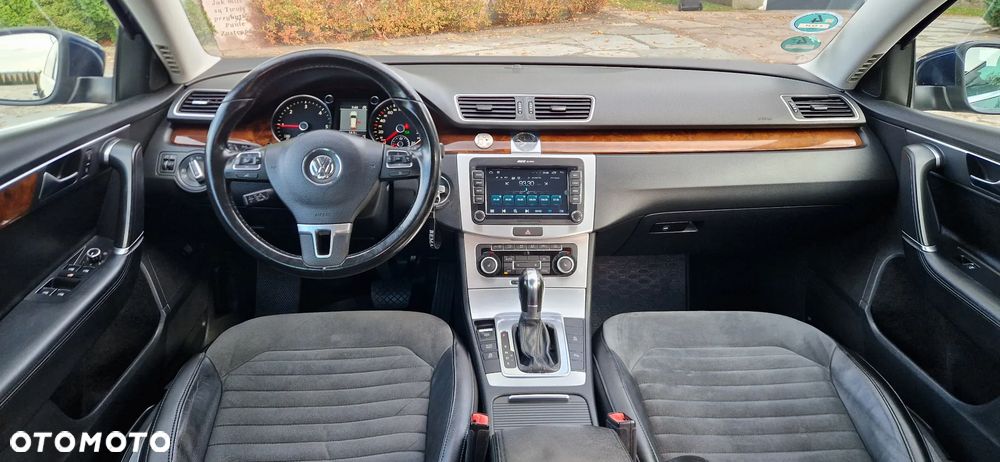Volkswagen Passat 2.0 TDI DPF Highline DSG - 23