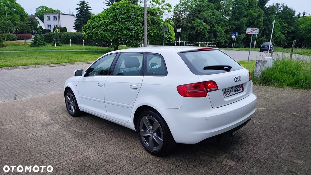 Audi A3 Sportback 2.0 TDI DPF S tronic S line Sportpaket (plus) - 7