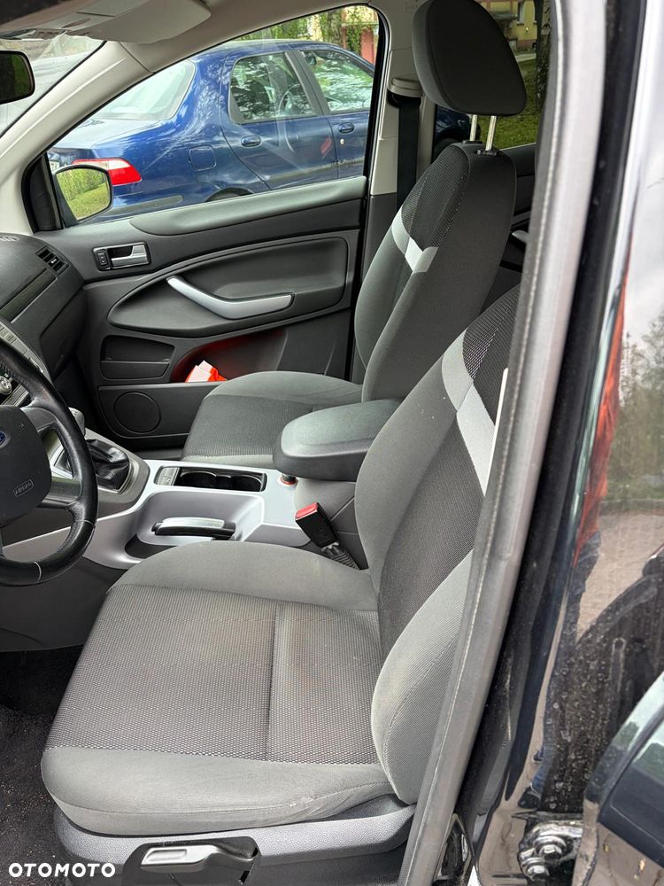 Ford Kuga 2.0 TDCi 4x4 Champions Edition - 10
