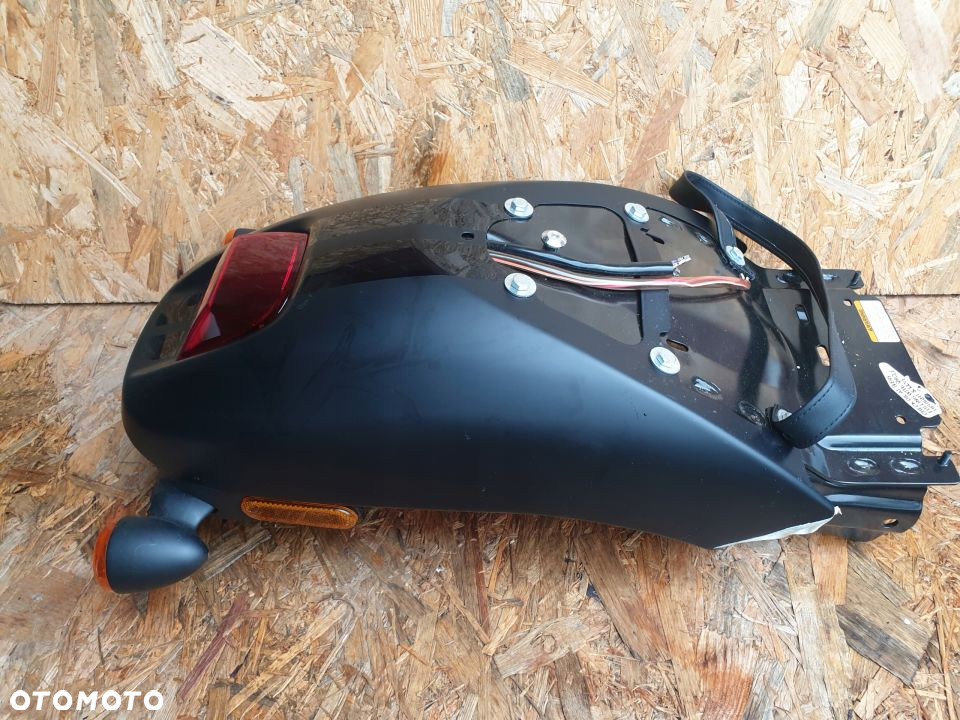 Harley V-Rod Vrod VRSCA BŁOTNIK STELAŻ TYŁ - 6