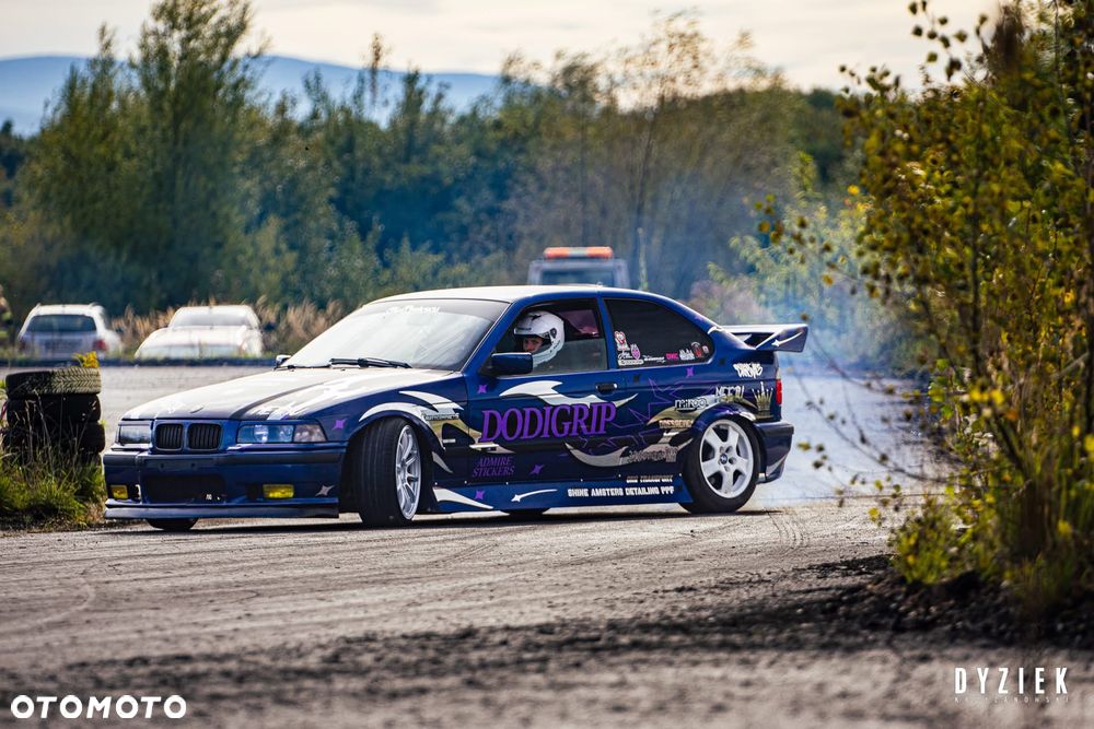 BMW Seria 3 328i - 9