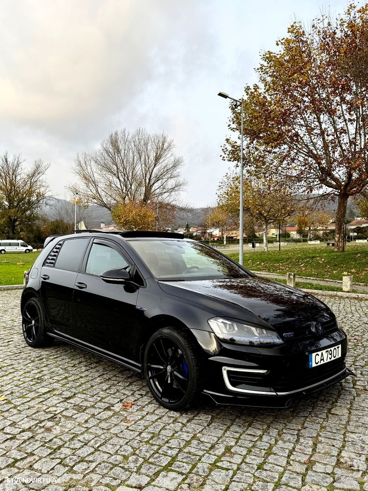 VW Golf 1.4 GTE Plug-In-Hybrid DSG - 1