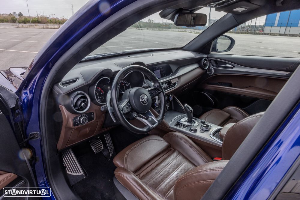 Alfa Romeo Stelvio 2.2 16V AT8 Q4 Veloce - 5