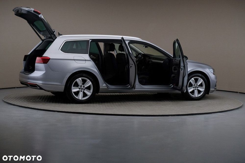 Volkswagen Passat Variant 2.0 TSI Elegance DSG - 6