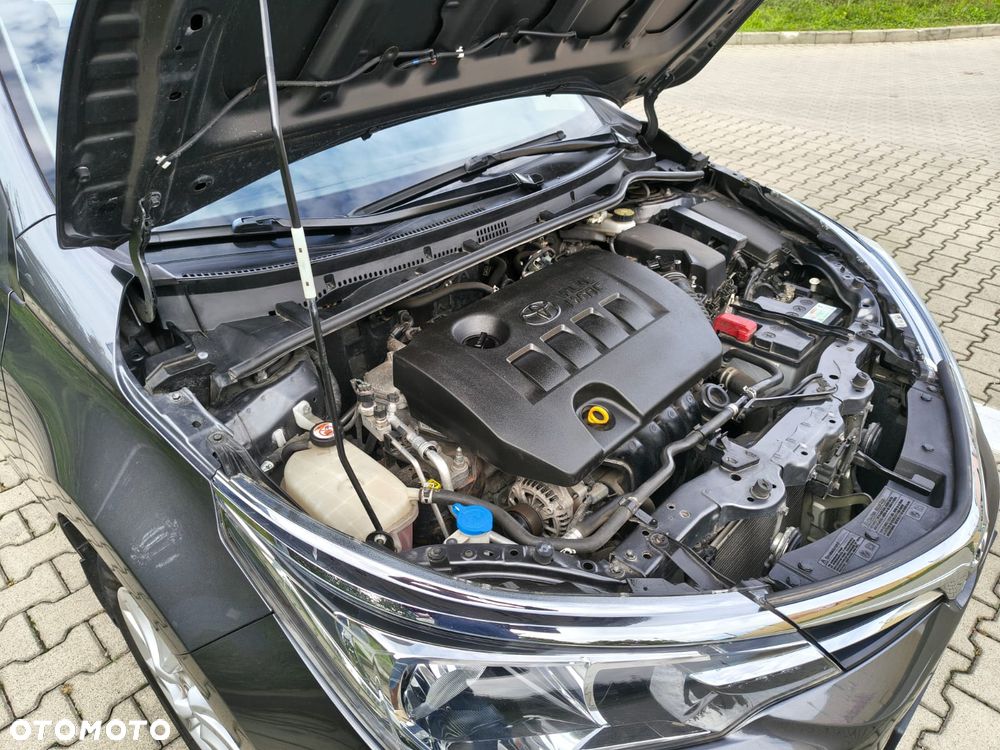 Toyota Corolla 1.6 Comfort - 22