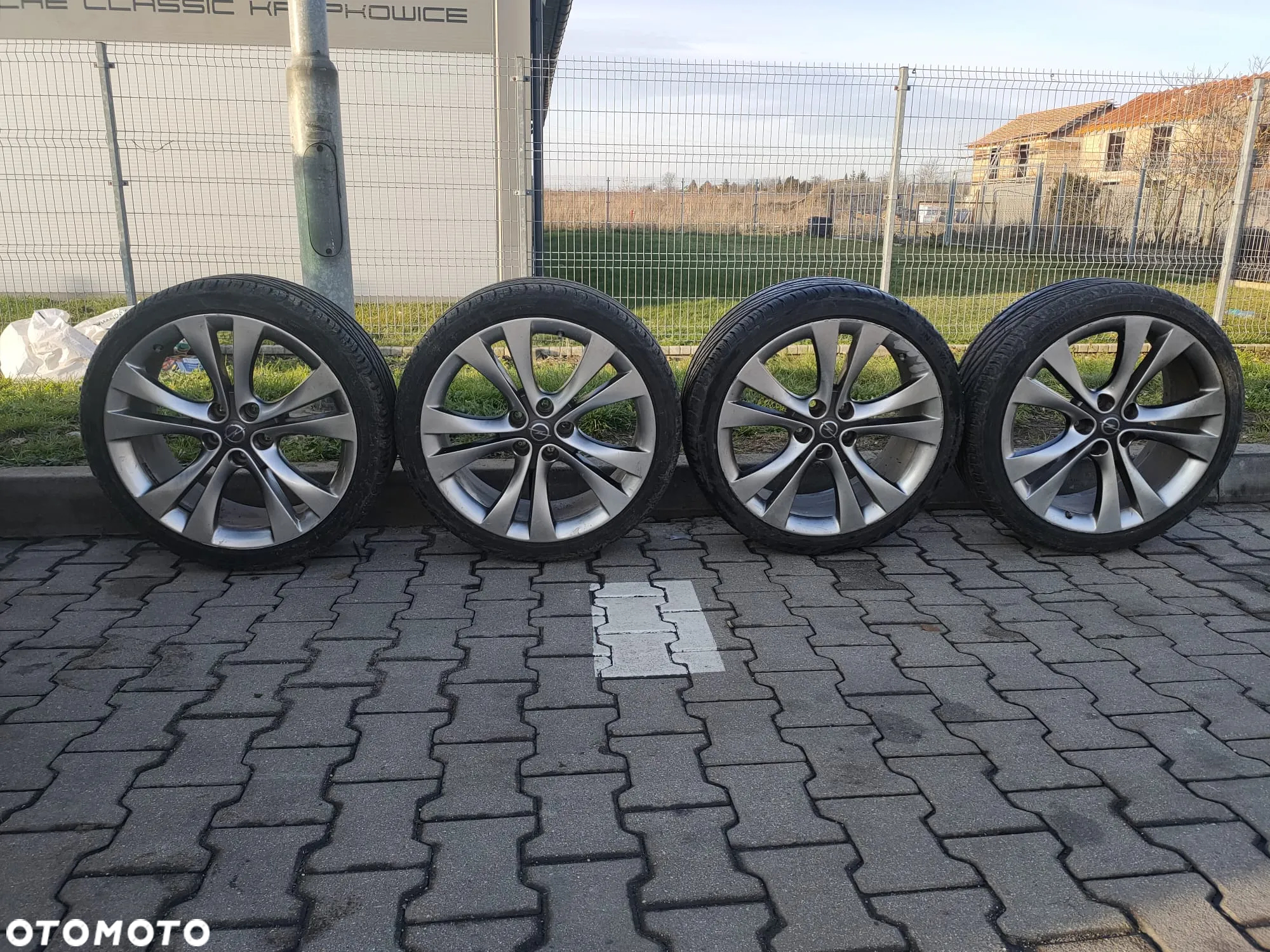 Opel Insignia - 10