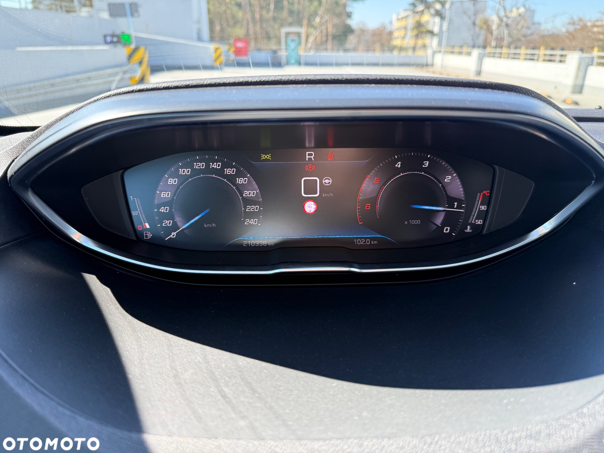 Peugeot 5008 2.0 BlueHDi Allure Pack S&S EAT8 - 30