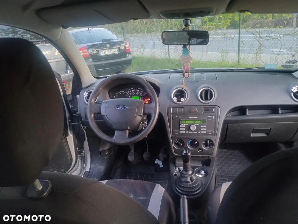 Ford Fusion 1.4 Amber X - 11