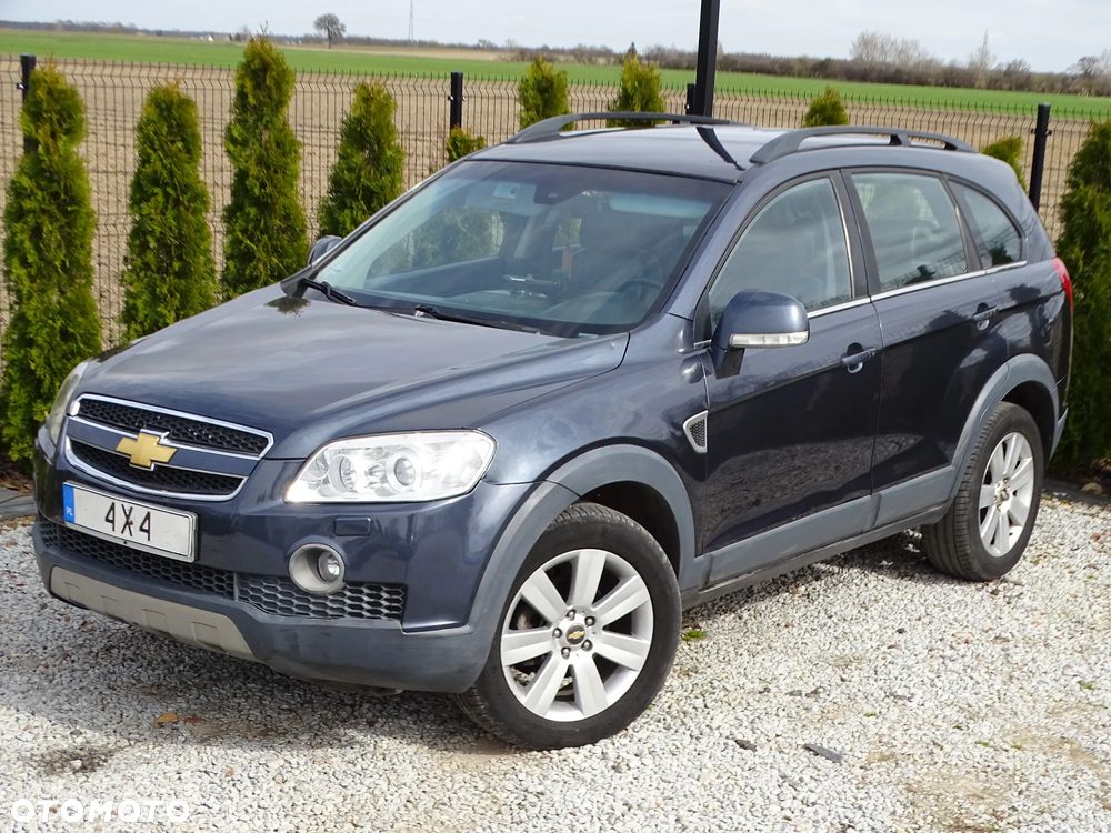 Chevrolet Captiva 2.0 d LT high (deu) - 26